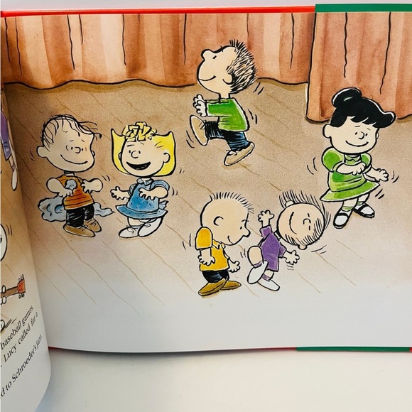 Peanuts Lot of 2 Vintage Christmas Kohl's Cares Hardcover Books Charlie Brown - Picture 6 of 12